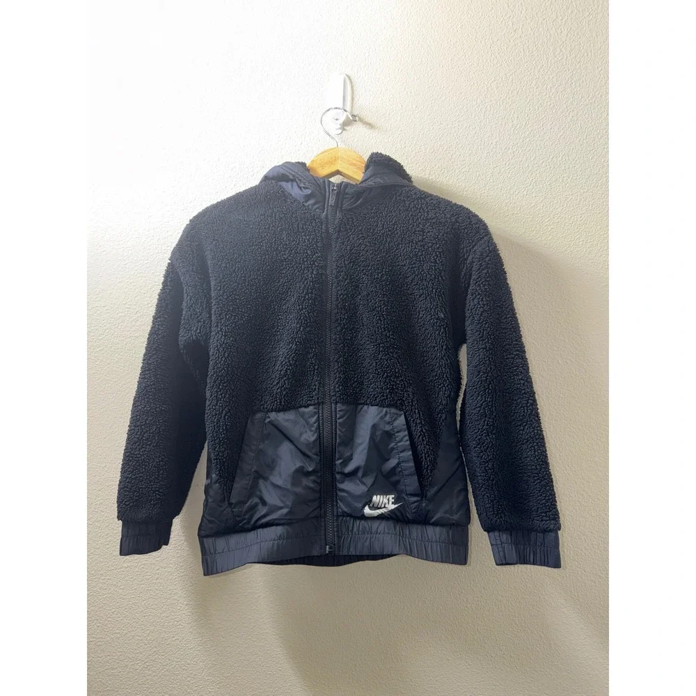 Girls Nike Jacket Size Medium